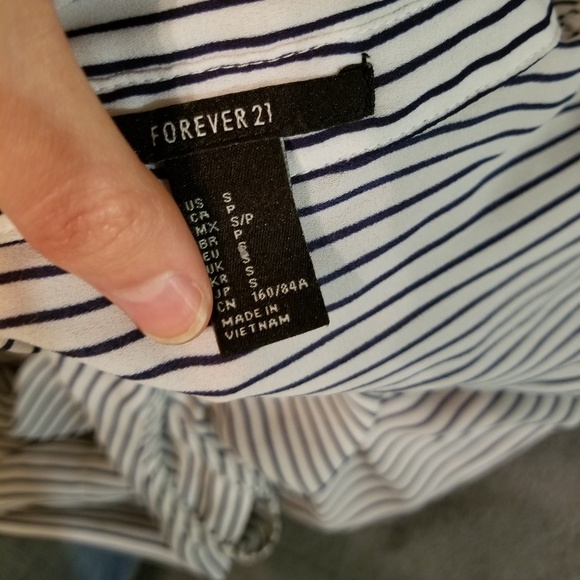 Forever 21 sleeveless striped button up blouse - Picture 3 of 3